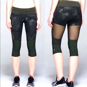 Lululemon leggings - “Training Tough Crop” in Palm Party Gator Green